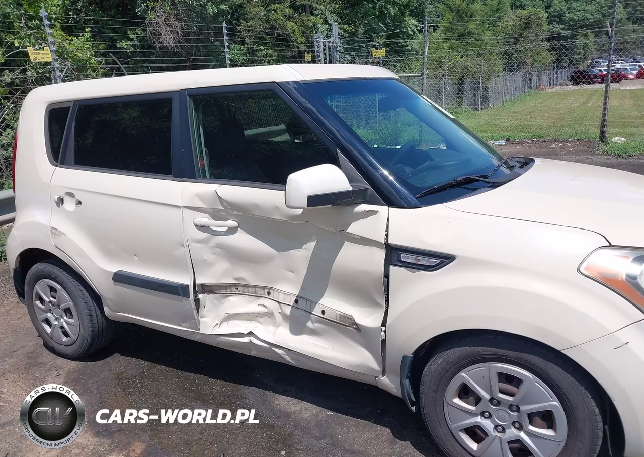 2012 Kia Soul VIN:KNDJT2A51C7399742 - 6
