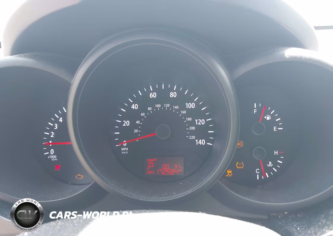2012 Kia Soul VIN:KNDJT2A51C7399742 - 7