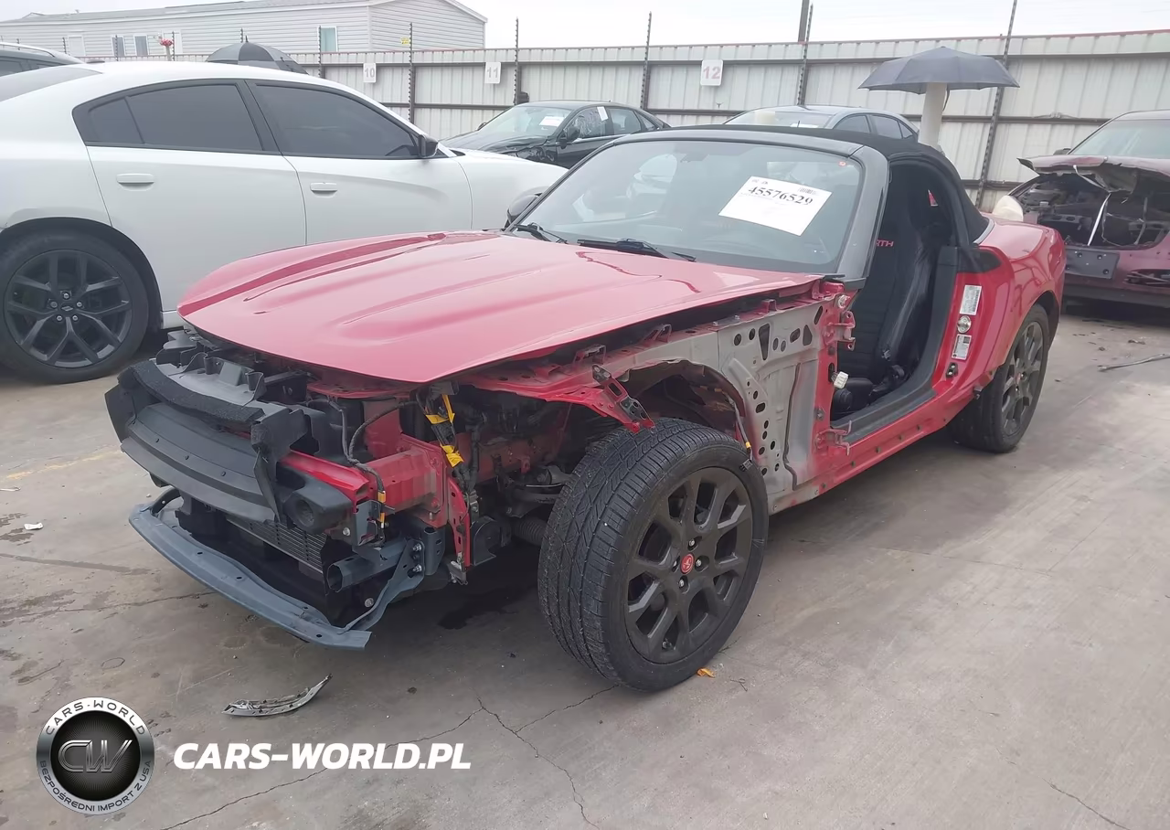 2019 Fiat 124 Spider Abarth VIN:JC1NFAEK4K0143229 - 2