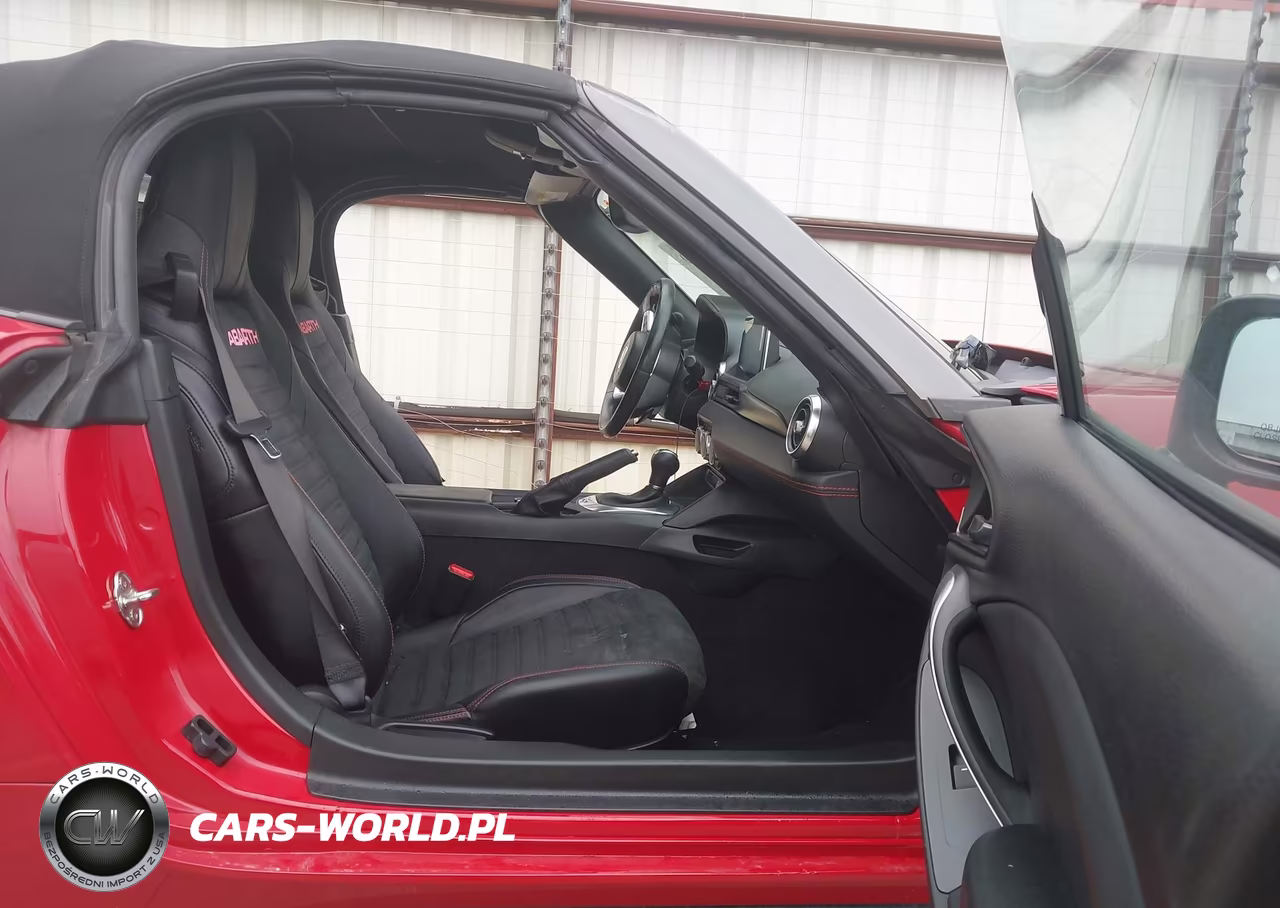 2019 Fiat 124 Spider Abarth VIN:JC1NFAEK4K0143229 - 5