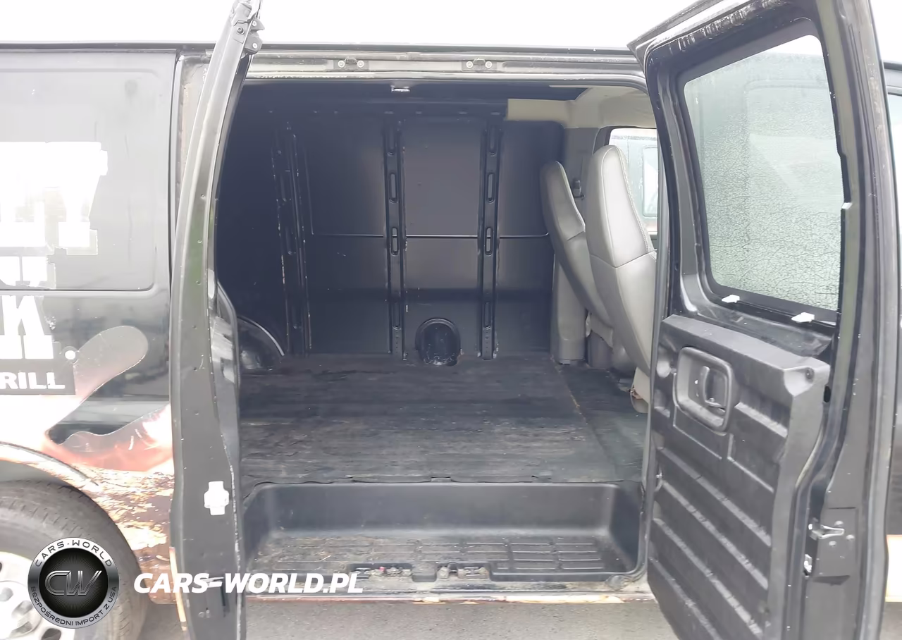 2006 Chevrolet Express Work Van VIN:1GCFG15X461104480 - 8