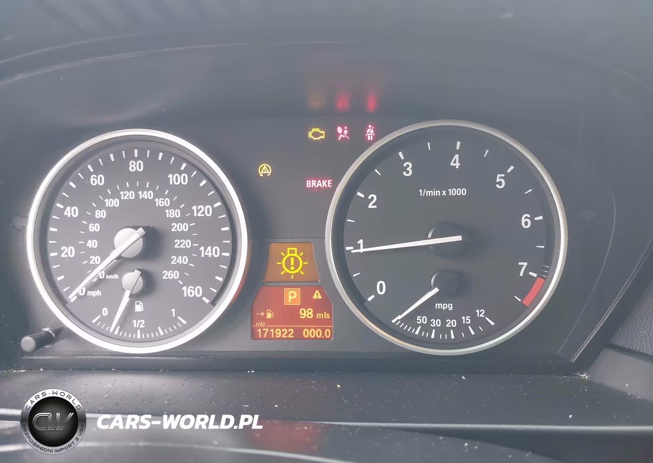 2008 BMW 528Xi VIN:WBANV13548C150463 - 7