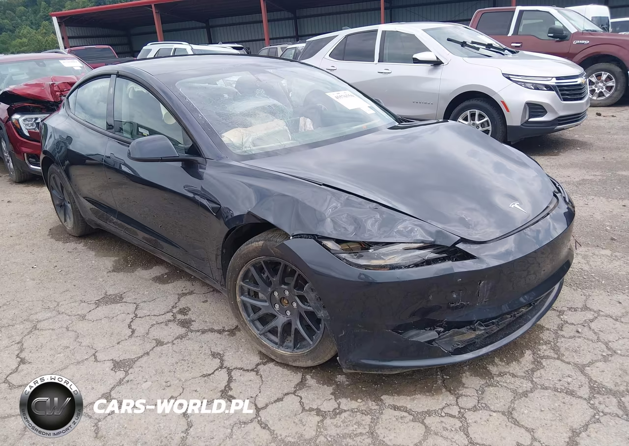 2025 Tesla Model 3 Long Range All-Wheel Drive – zdjęcie 1 z 19