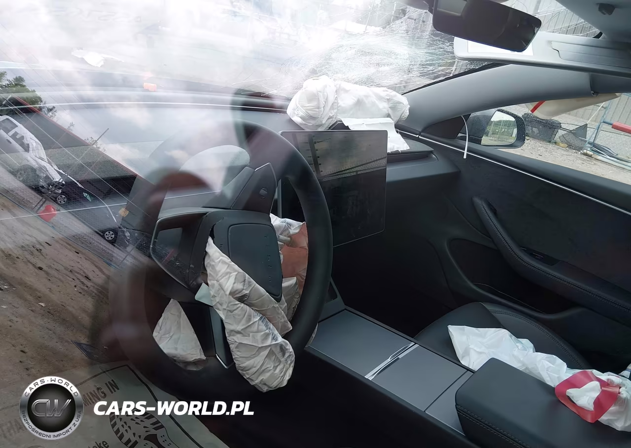 2025 Tesla Model 3 Long Range All-Wheel Drive VIN:5YJ3E1EB0SF001278 - 18