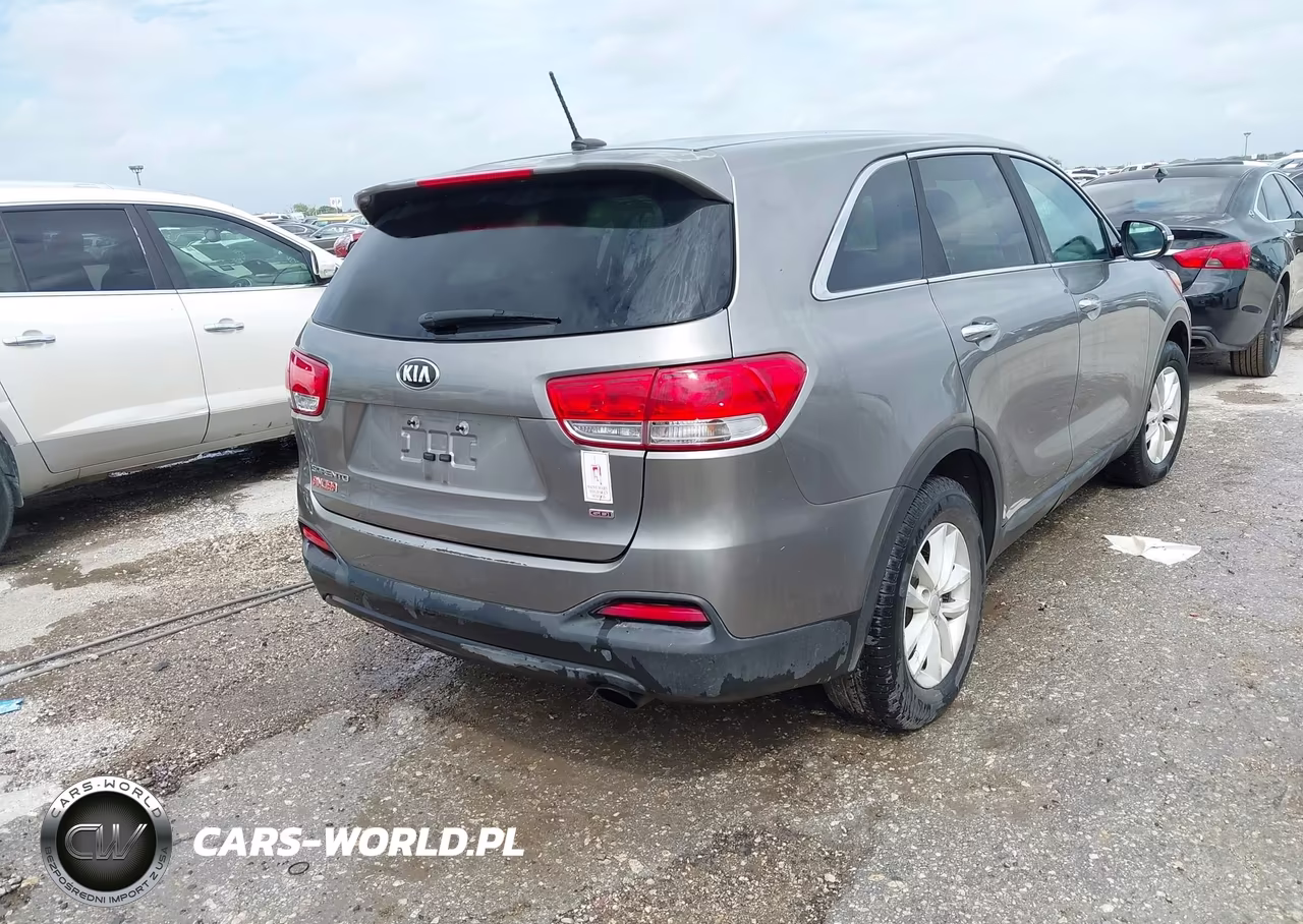 2017 Kia Sorento 2.4L L VIN:5XYPG4A3XHG237269 - 4