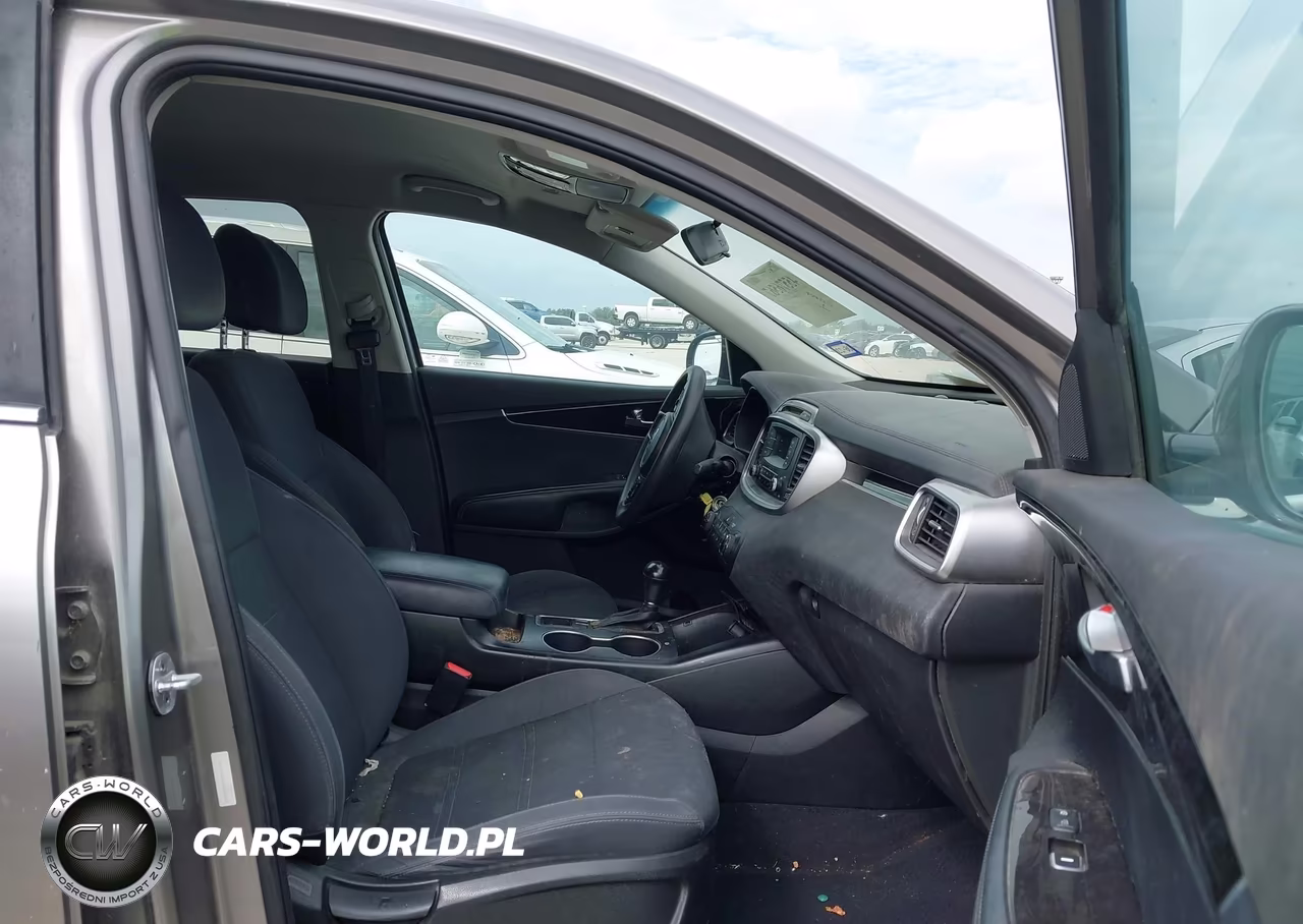 2017 Kia Sorento 2.4L L VIN:5XYPG4A3XHG237269 - 5