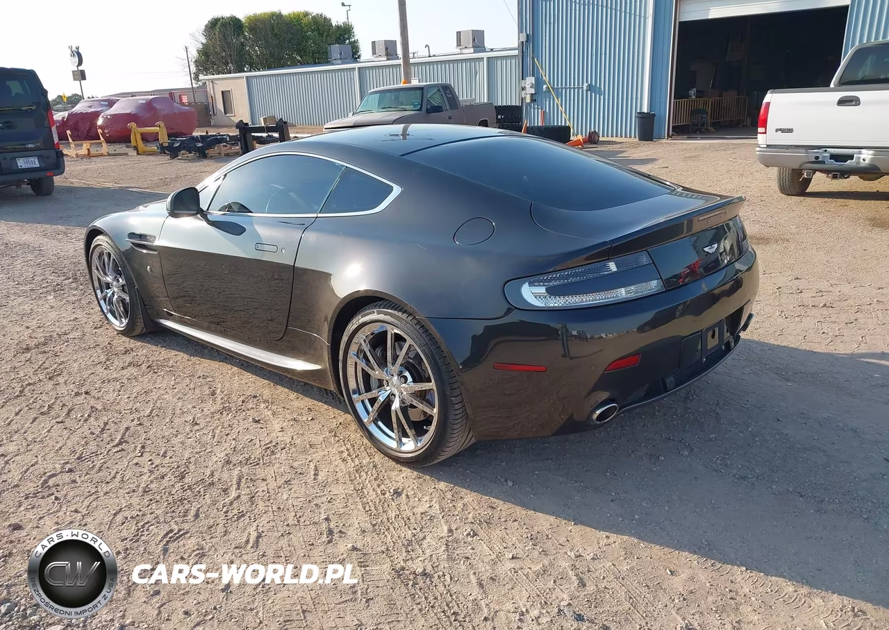 2010 Aston Martin V8 Vantage VIN:SCFEFBAC2AGC13750 - 3
