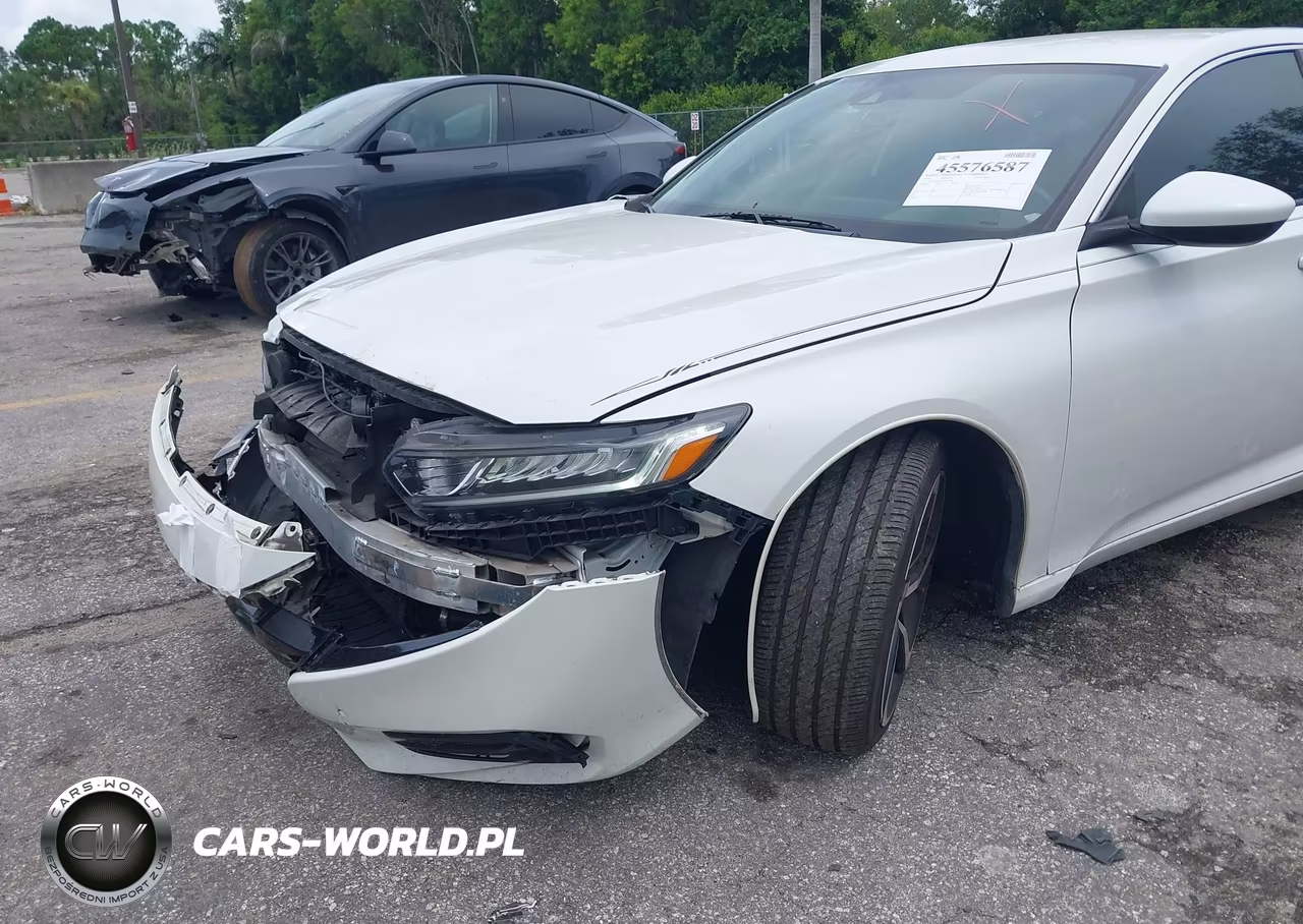 2019 Honda Accord Sport VIN:1HGCV1F31KA031570 - 18