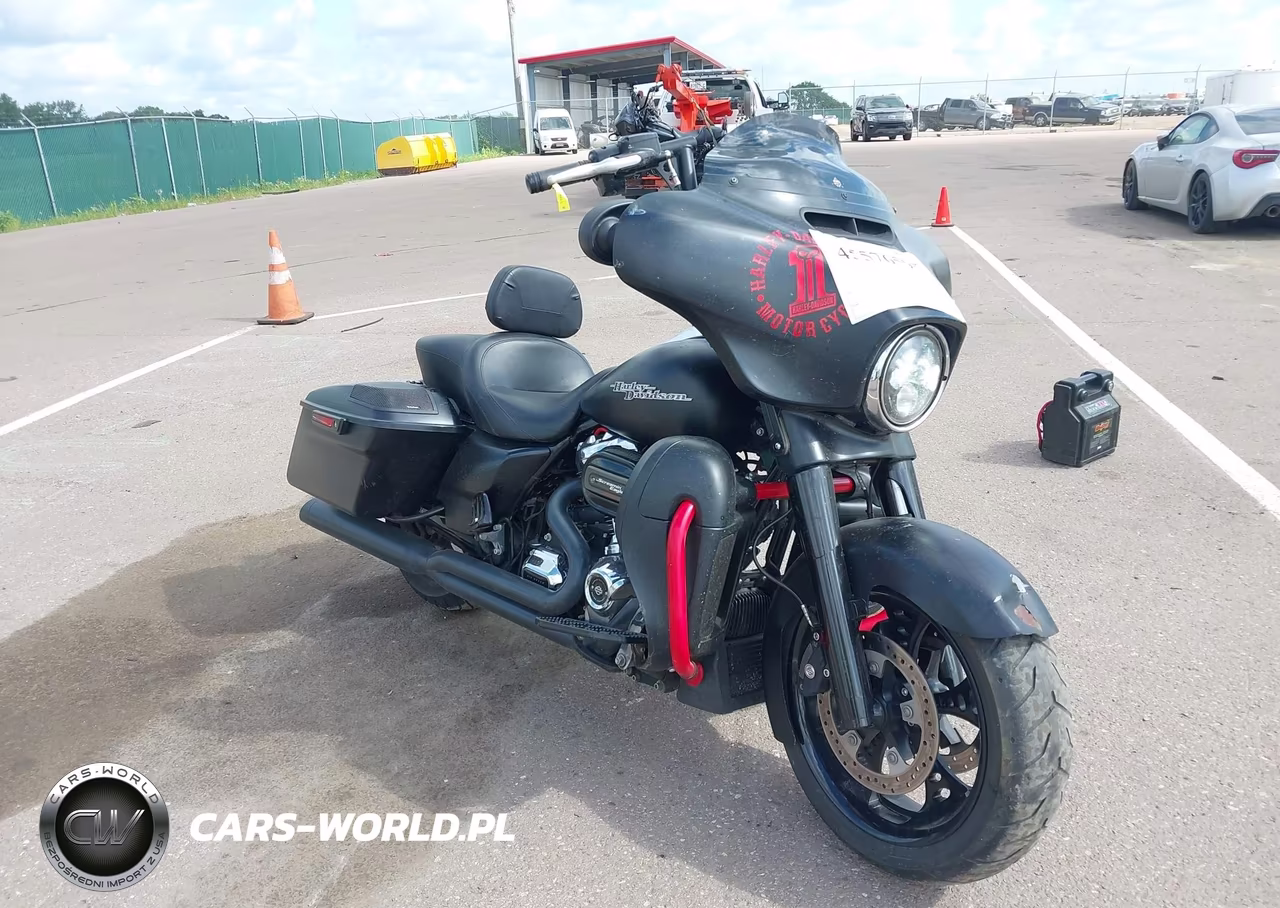 2017 Harley-Davidson Flhxs Street Glide Special