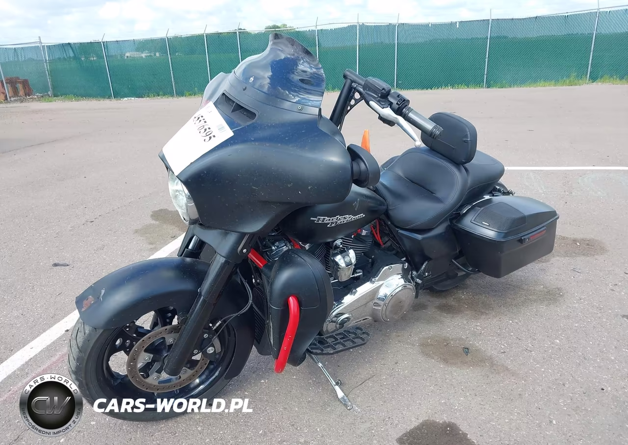 2017 Harley-Davidson Flhxs Street Glide Special VIN:1HD1KRC19HB631710 - 2