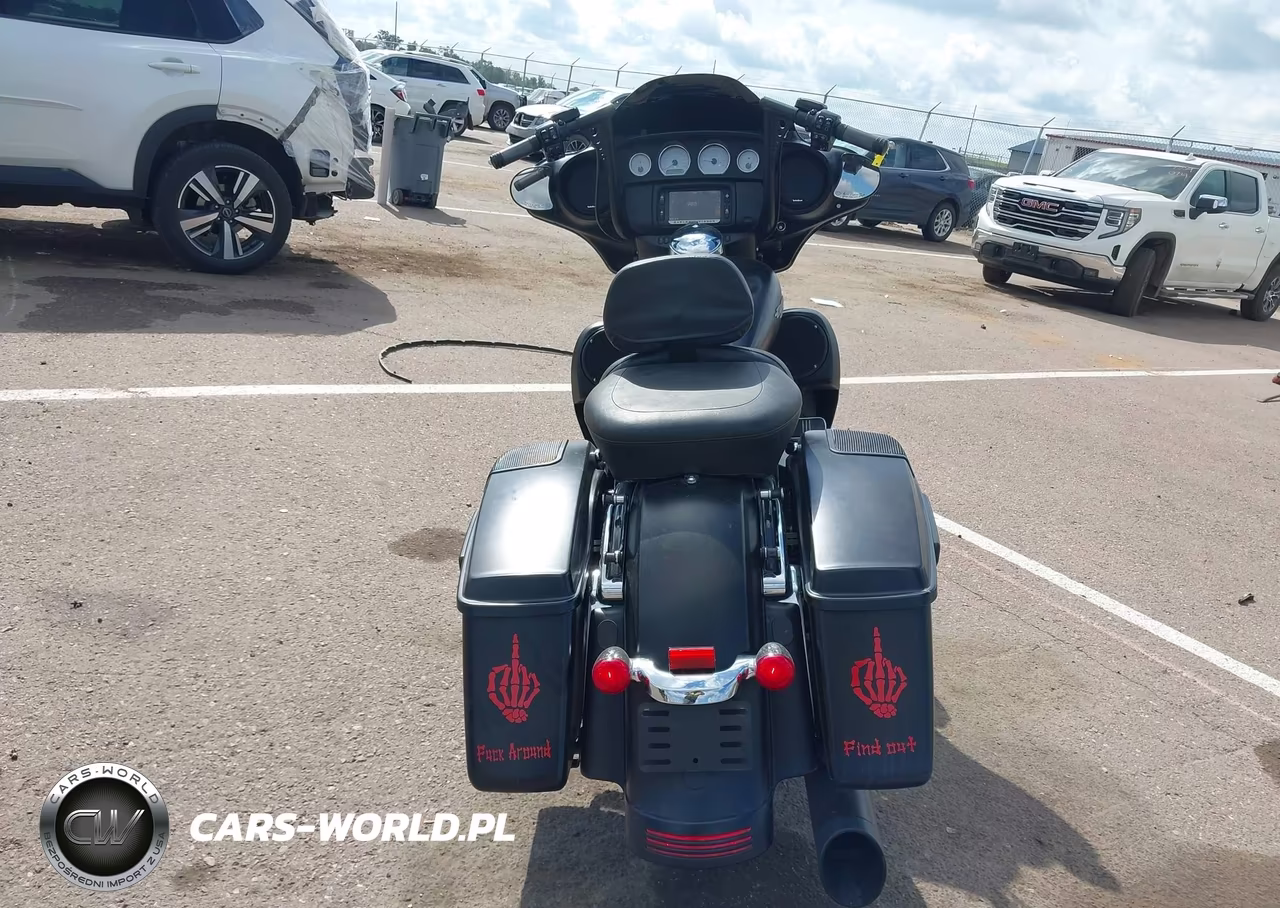 2017 Harley-Davidson Flhxs Street Glide Special VIN:1HD1KRC19HB631710 - 6