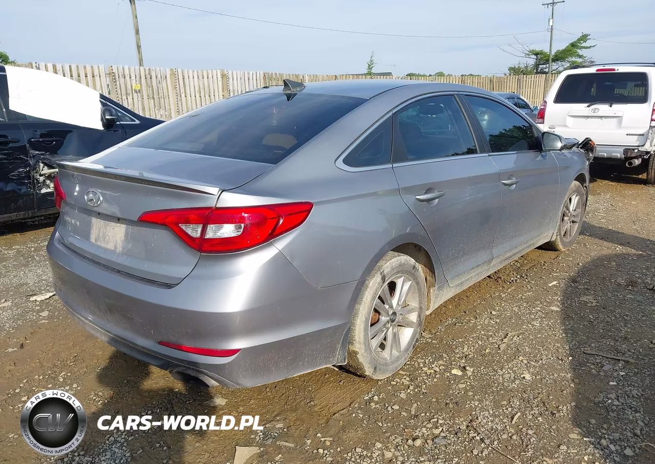2015 Hyundai Sonata Se VIN:5NPE24AF6FH158672 - 4