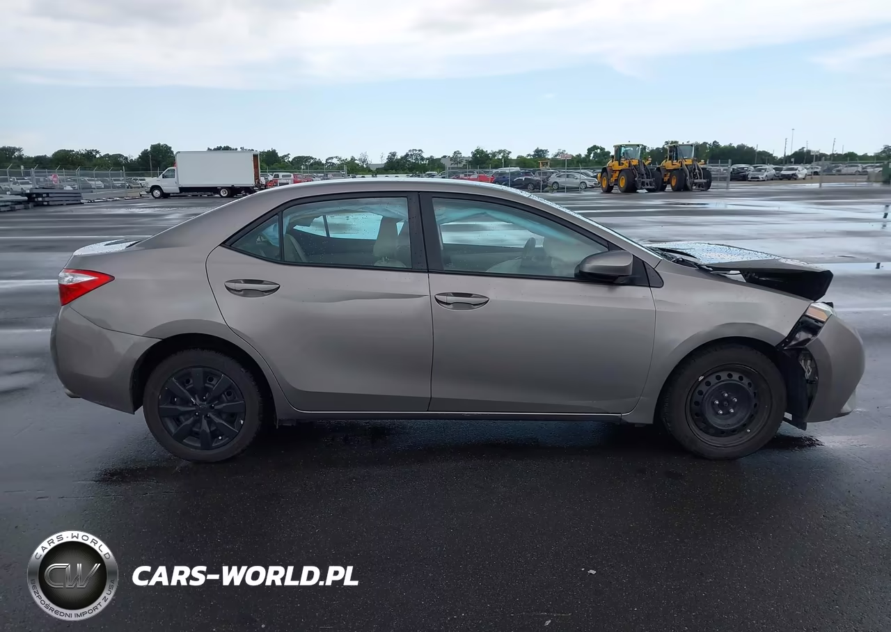 2016 Toyota Corolla Le VIN:2T1BURHE9GC511983 - 13