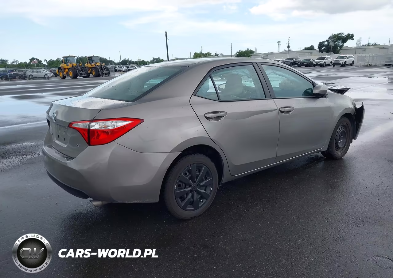 2016 Toyota Corolla Le VIN:2T1BURHE9GC511983 - 4