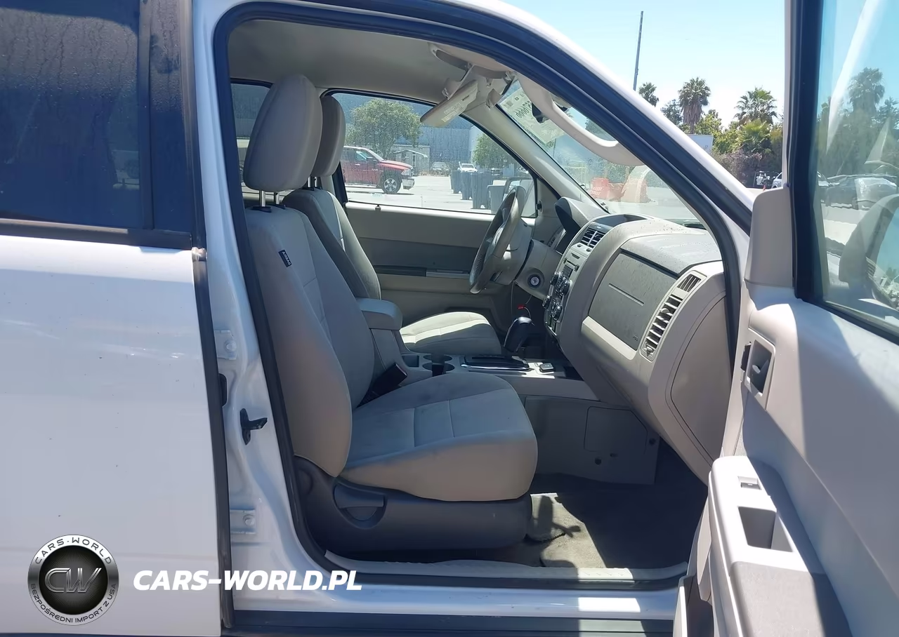 2010 Ford Escape Hybrid Limited VIN:1FMCU4K30AKD33946 - 5