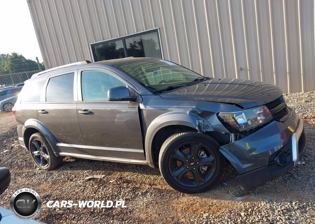 2018 Dodge Journey Crossroad VIN:3C4PDCGG2JT209185 - 13