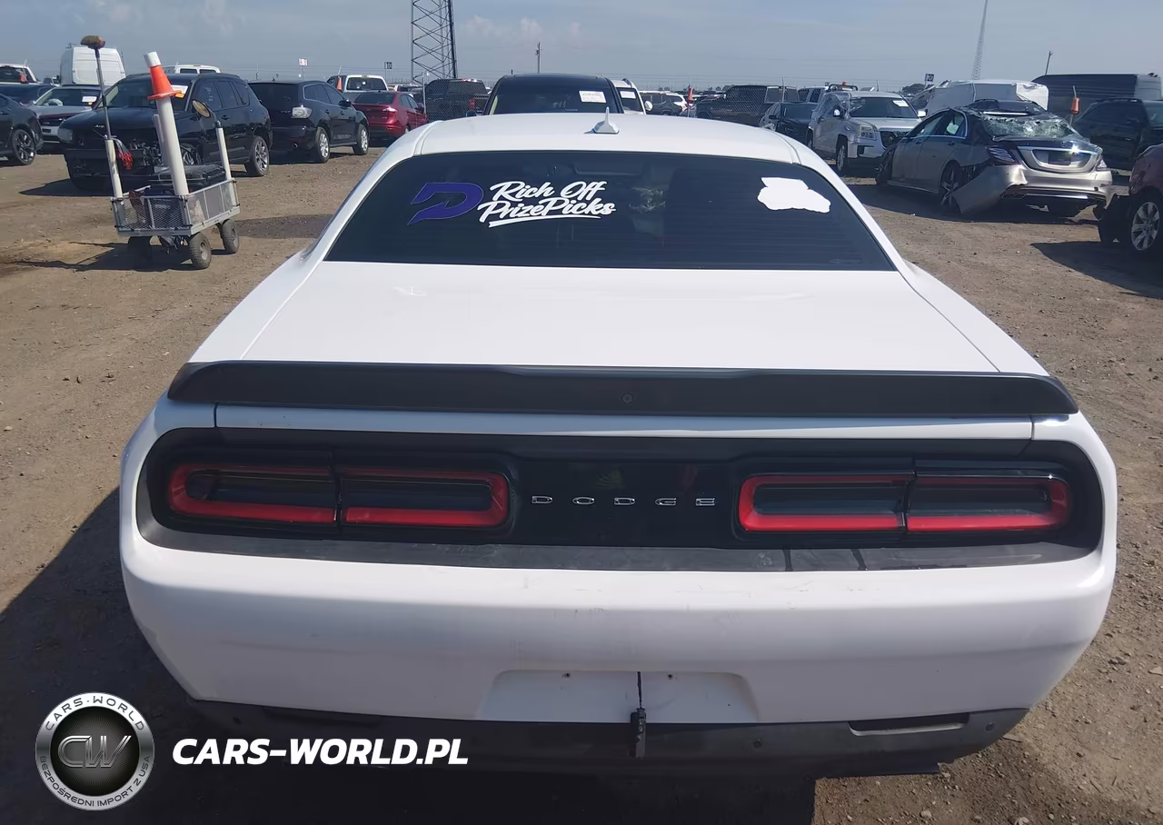 2017 Dodge Challenger R-T Scat Pack VIN:2C3CDZFJ3HH578689 - 17