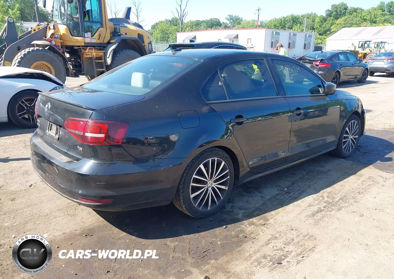 2016 Volkswagen Jetta 1.8T Sport VIN:3VWD17AJ5GM247419 - 4