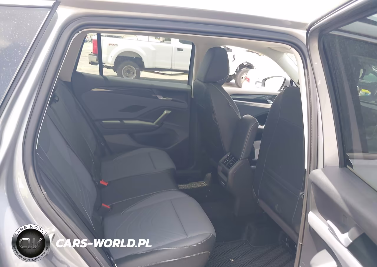 2026 Volkswagen Tiguan Se VIN:3VVNR7RM8TM012734 - 8
