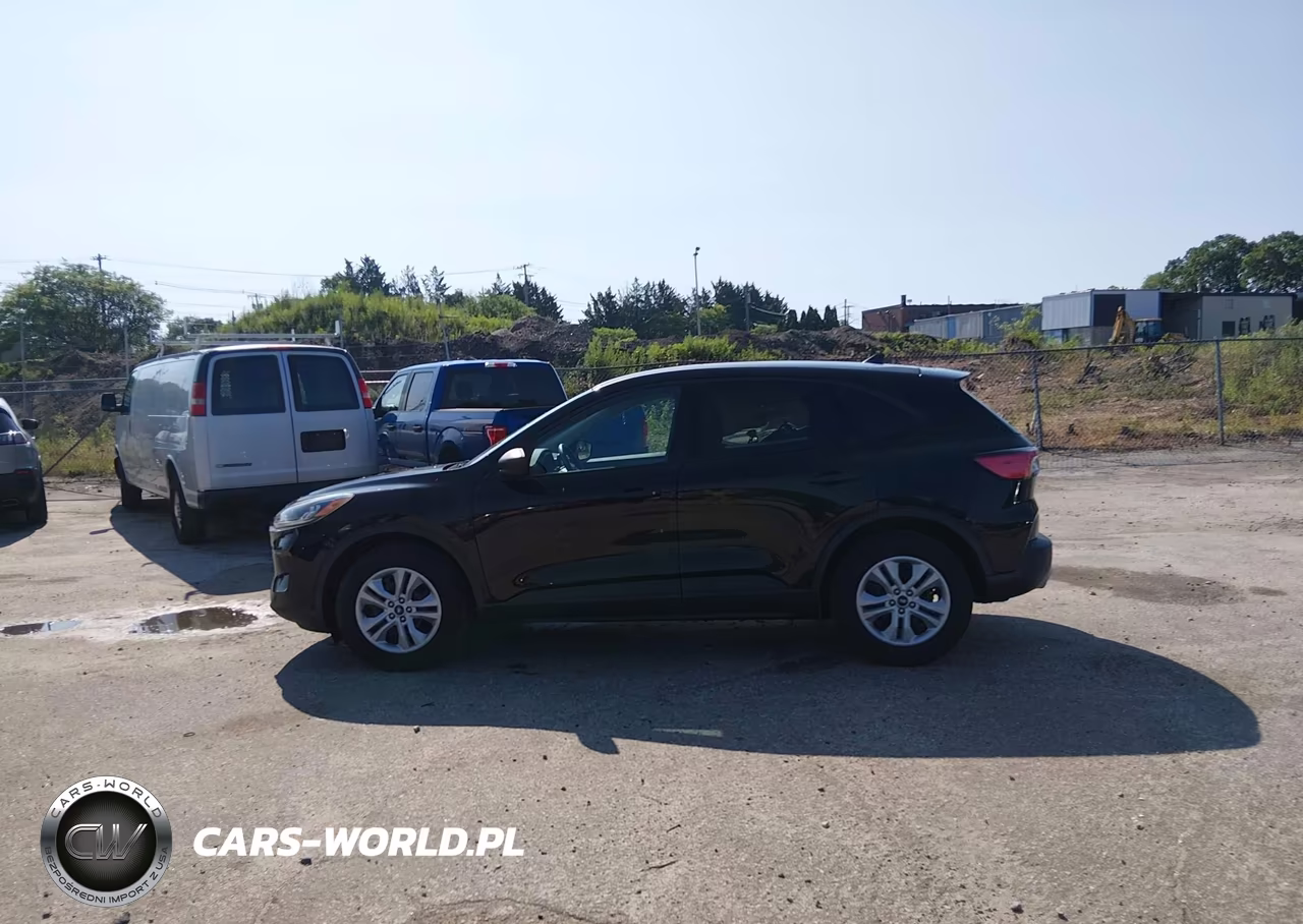 2020 Ford Escape S VIN:1FMCU9F63LUC09582 - 14