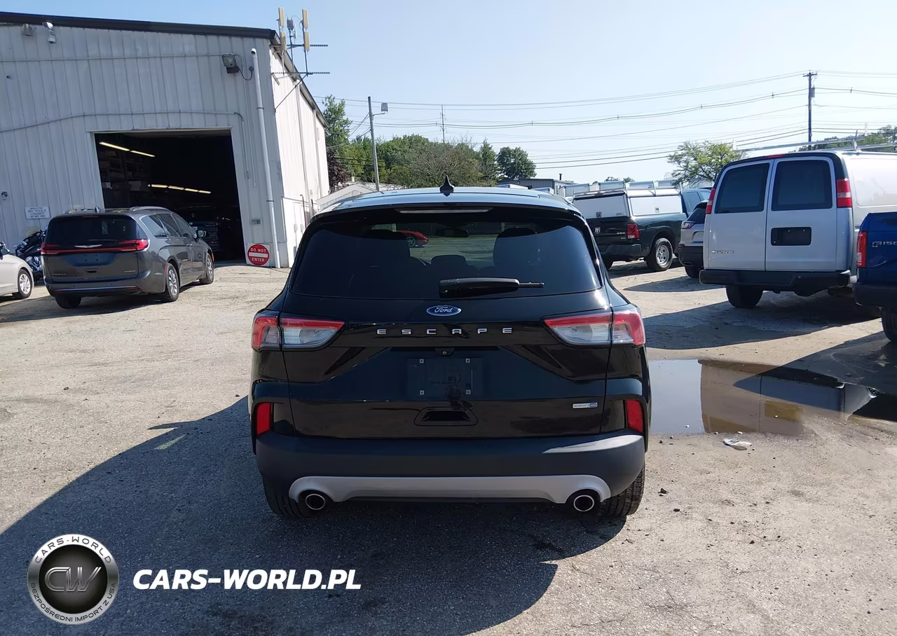 2020 Ford Escape S VIN:1FMCU9F63LUC09582 - 16