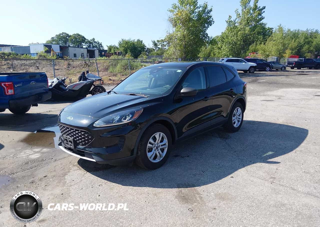 2020 Ford Escape S VIN:1FMCU9F63LUC09582 - 2