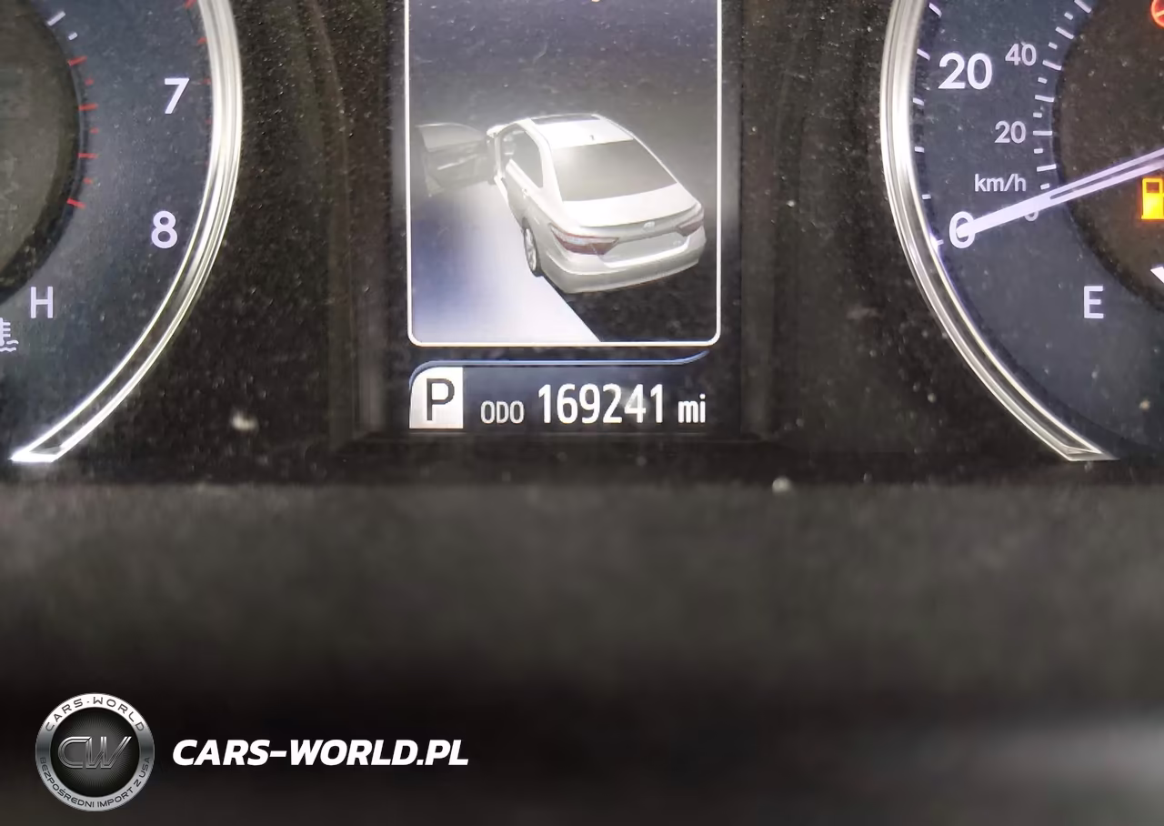2017 Toyota Camry Le VIN:4T1BF1FK4HU359762 - 15