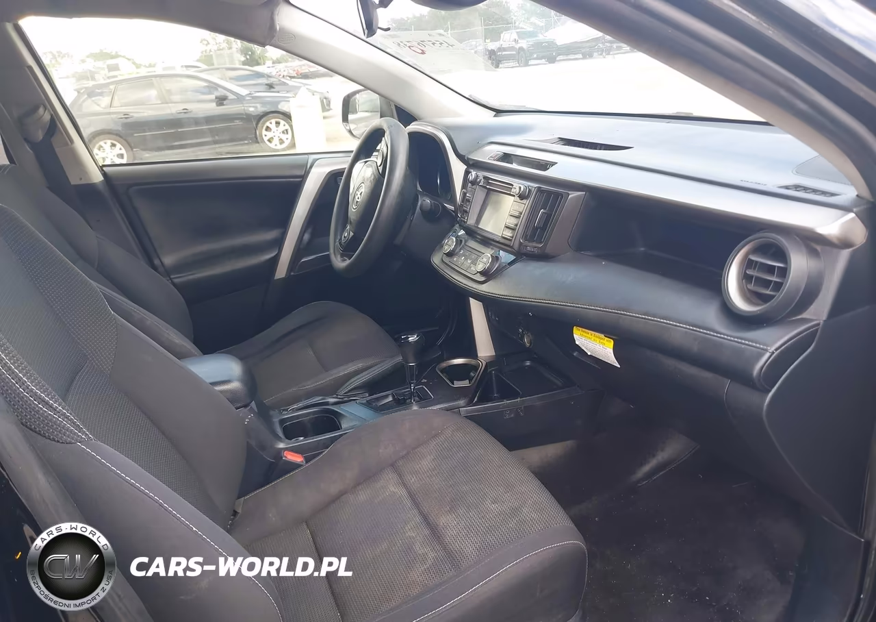 2018 Toyota Rav4 Hybrid Le VIN:JTMRJREV0JD222206 - 5