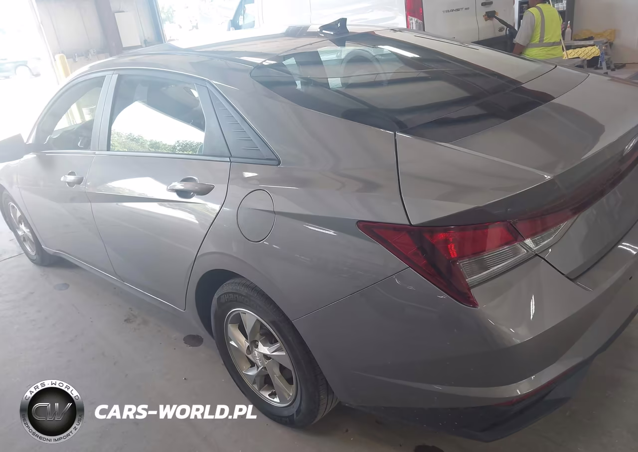 2023 Hyundai Elantra Se VIN:KMHLL4AG9PU550898 - 3