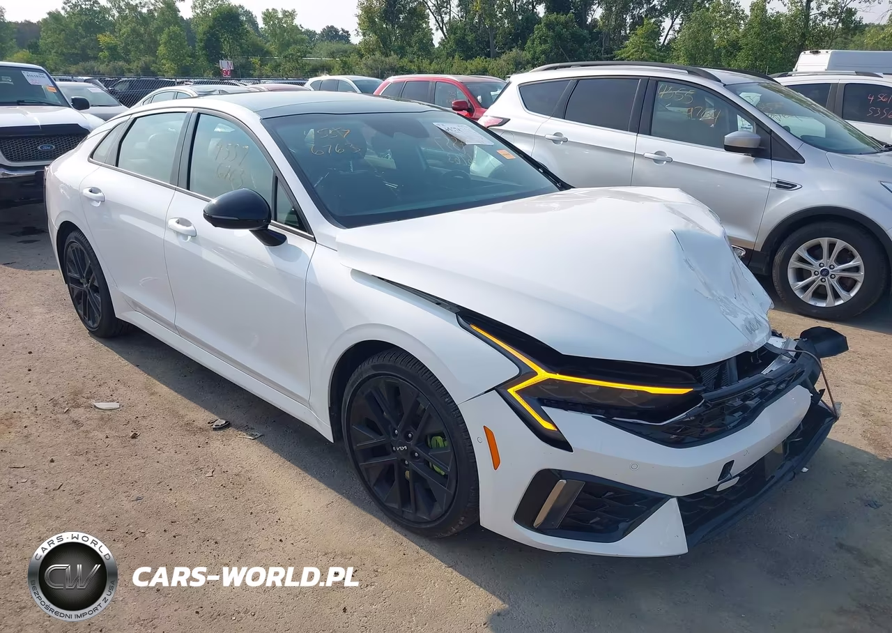 2026 Kia K5 Gt – zdjęcie 1 z 16