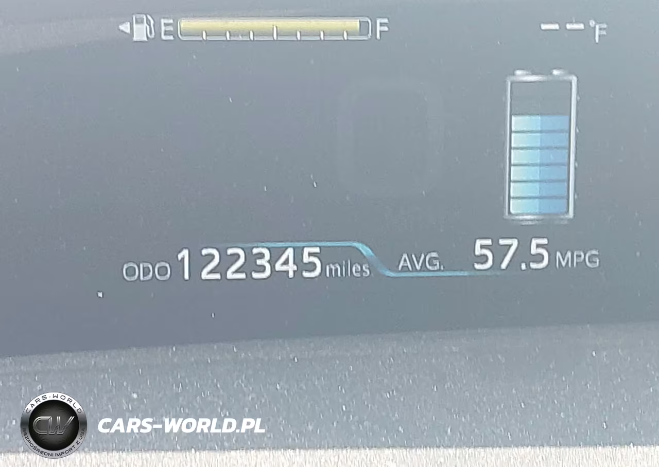 2016 Toyota Prius Two VIN:JTDKBRFU6G3525848 - 15