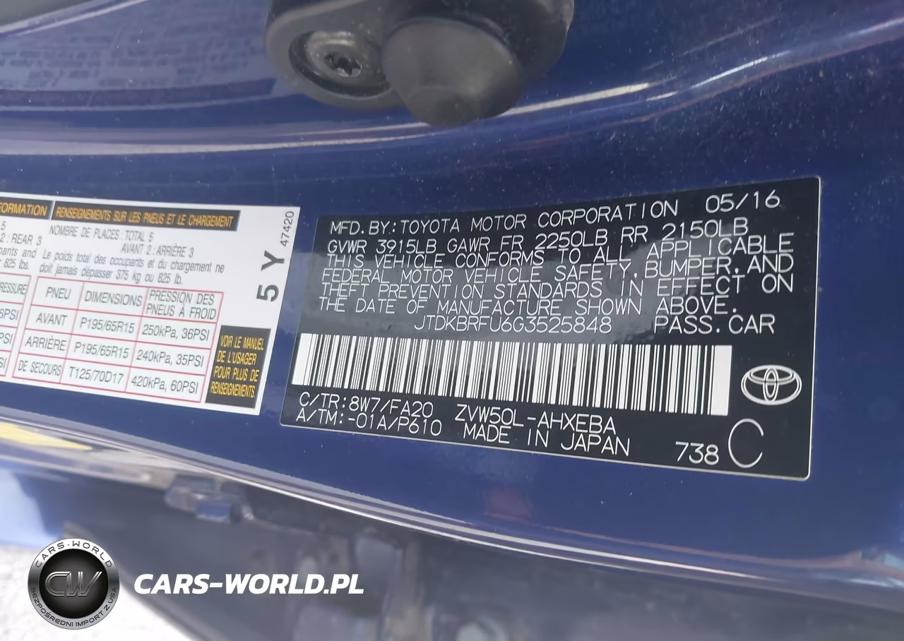 2016 Toyota Prius Two VIN:JTDKBRFU6G3525848 - 9