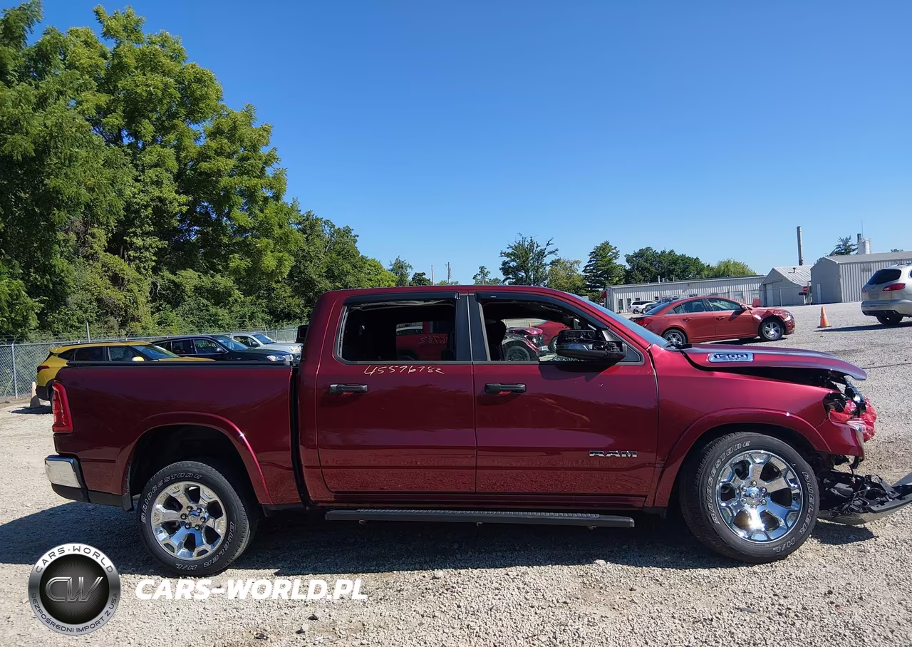 2025 Ram 1500 Big Horn 4X4 5'7 Box VIN:1C6SRFFP8SN601837 - 13