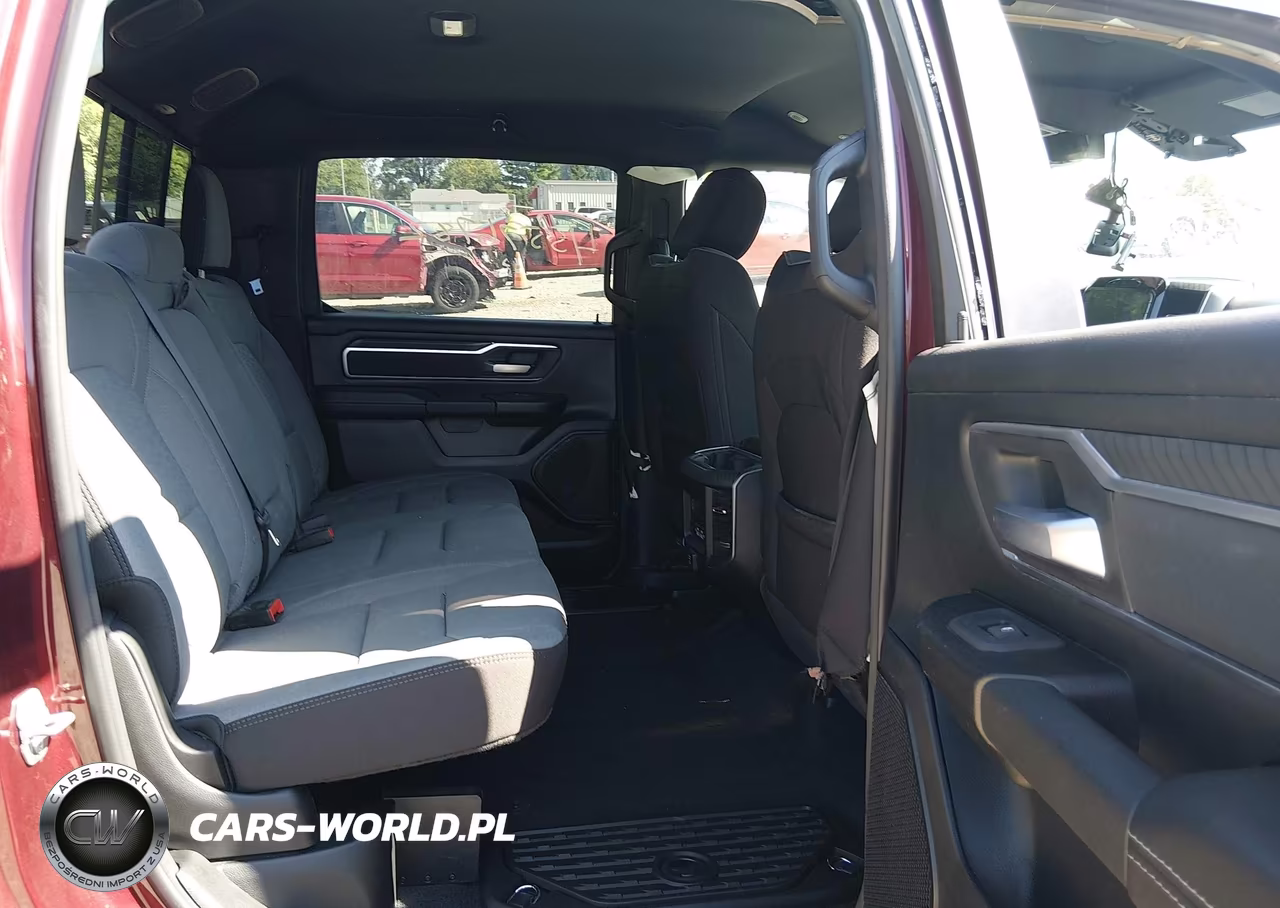 2025 Ram 1500 Big Horn 4X4 5'7 Box VIN:1C6SRFFP8SN601837 - 8