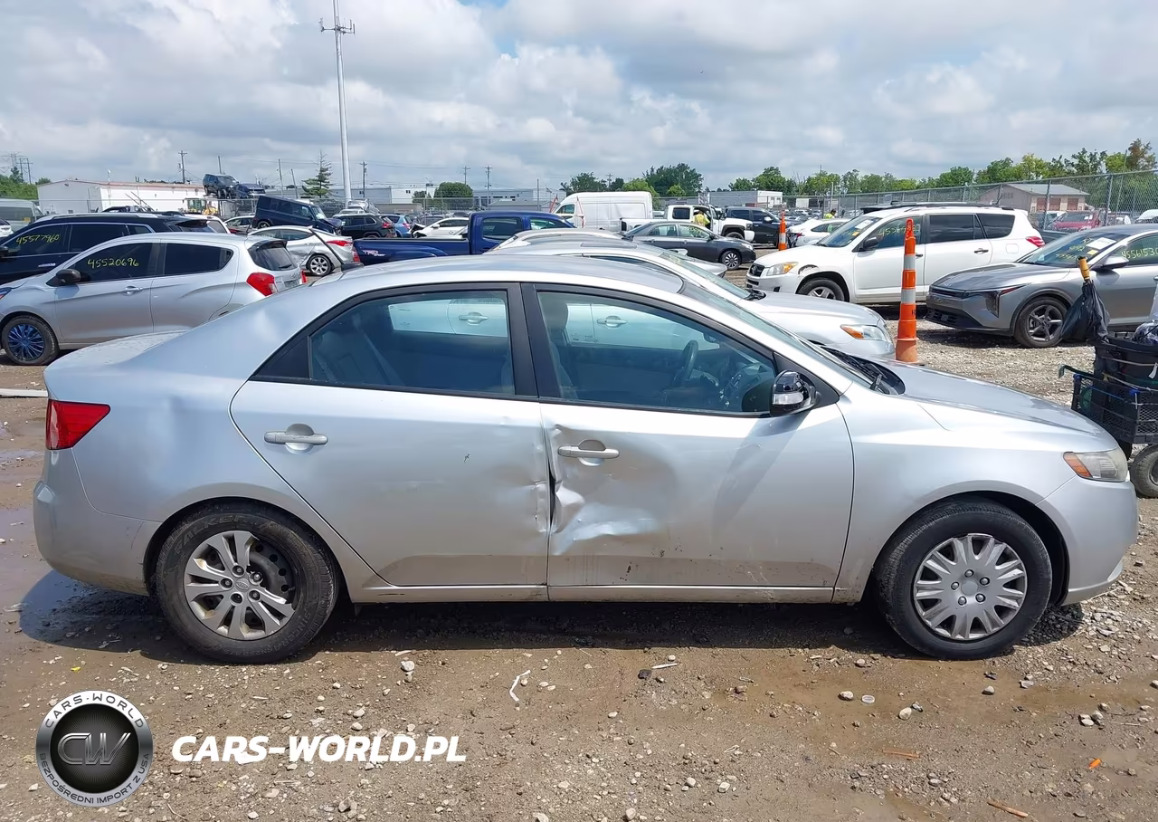 2010 Kia Forte Ex VIN:KNAFU4A25A5274916 - 13