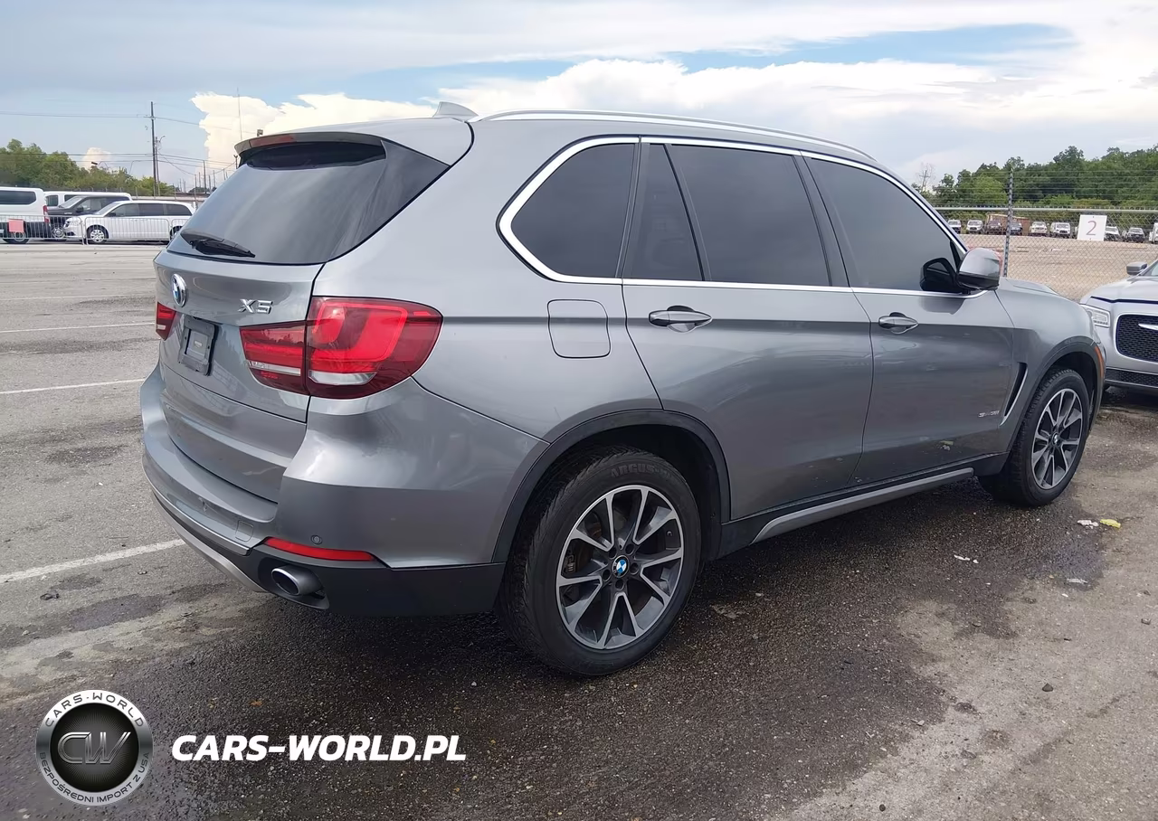 2017 BMW X5 Sdrive35I VIN:5UXKR2C32H0U24063 - 4