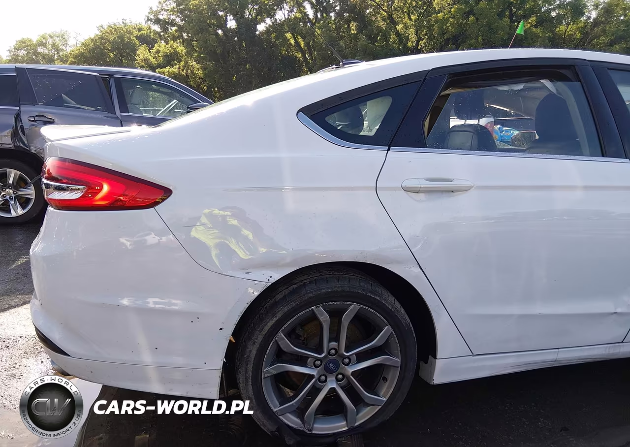 2017 Ford Fusion Se VIN:3FA6P0H72HR228865 - 16