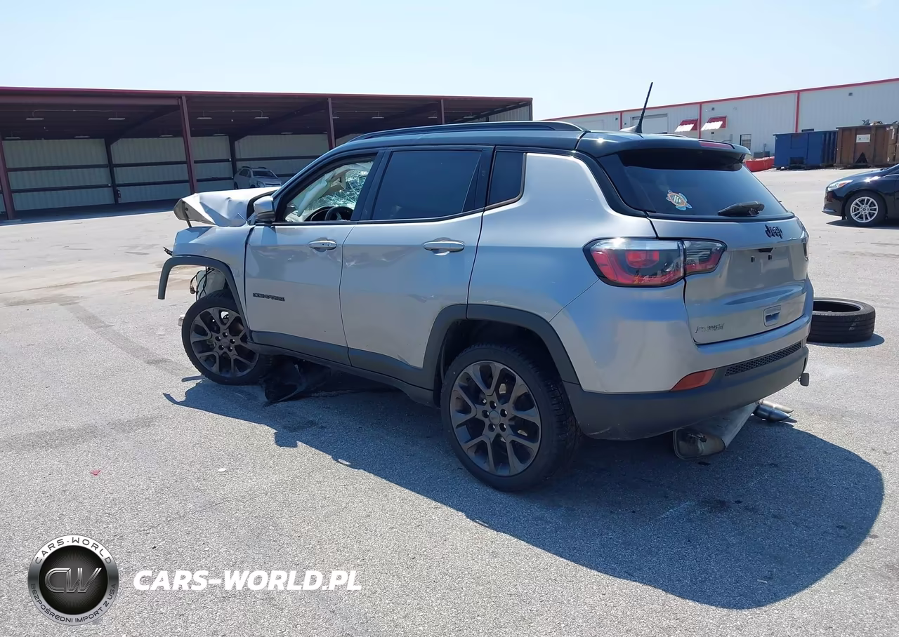 2019 Jeep Compass High Altitude Fwd VIN:3C4NJCCB3KT819611 - 3