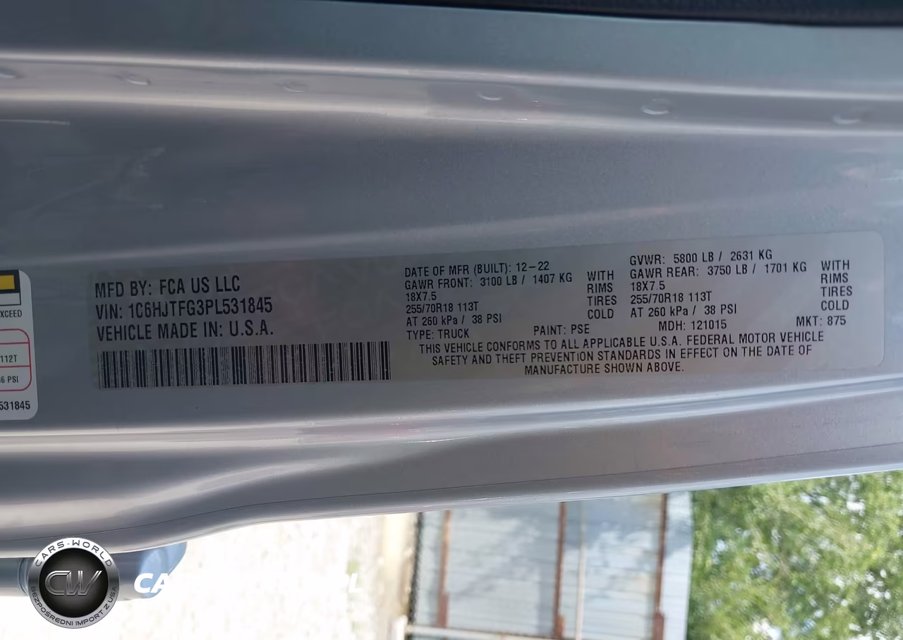 2023 Jeep Gladiator Overland 4X4 VIN:1C6HJTFG3PL531845 - 9