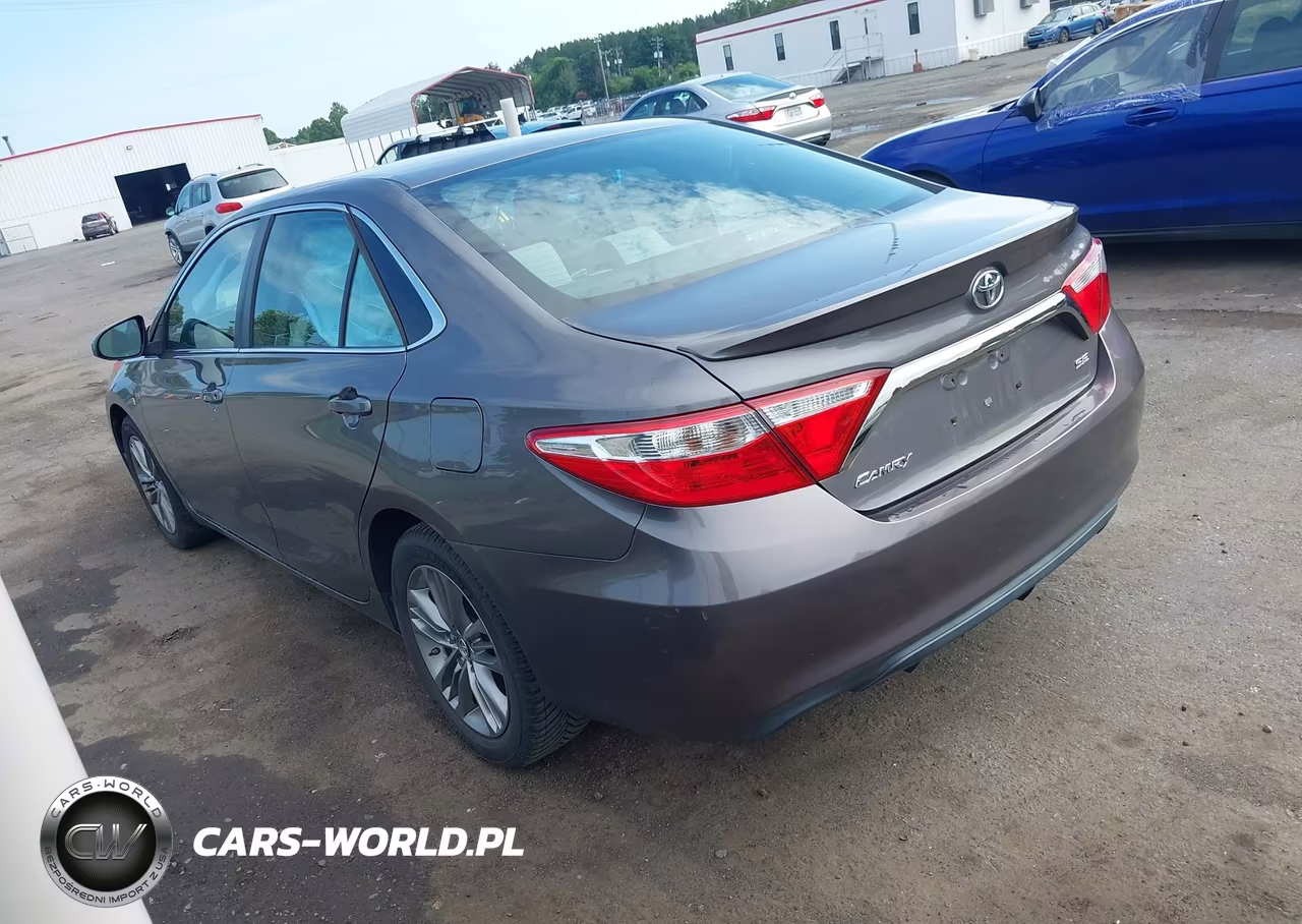 2016 Toyota Camry Se VIN:4T1BF1FK0GU196641 - 3