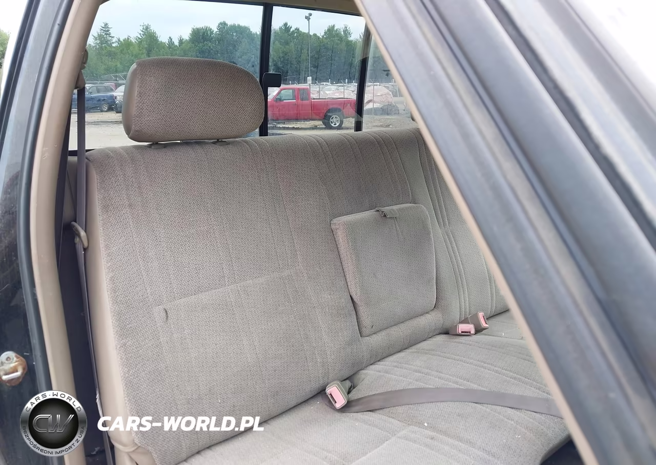 2001 Toyota Tundra VIN:5TBJN32161S168049 - 8