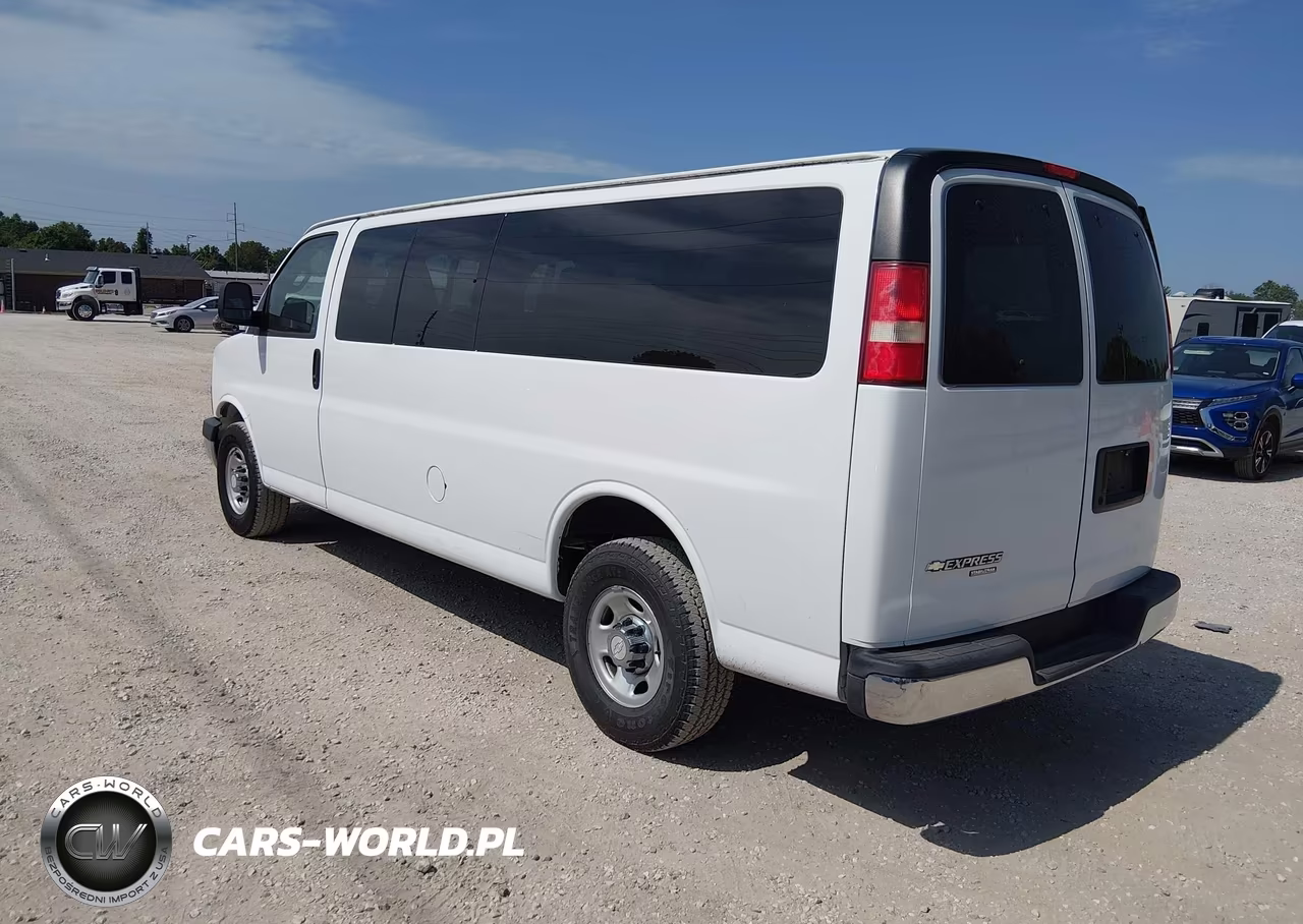2016 Chevrolet Express 3500 Lt VIN:1GAZGPFG8G1317828 - 3