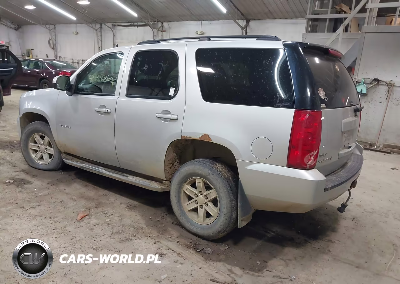 2011 GMC Yukon Sle VIN:1GKS2AE06BR245731 - 3