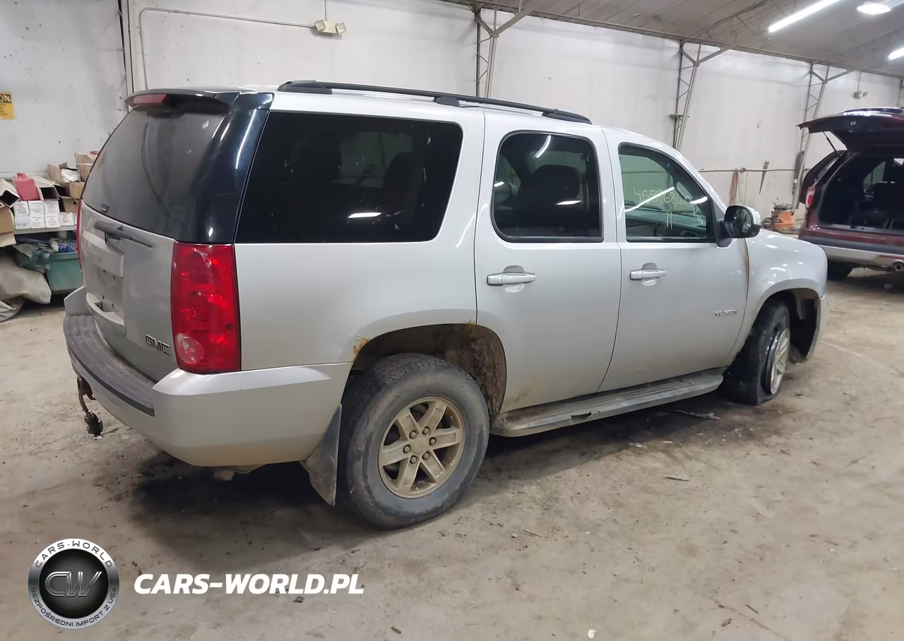 2011 GMC Yukon Sle VIN:1GKS2AE06BR245731 - 4