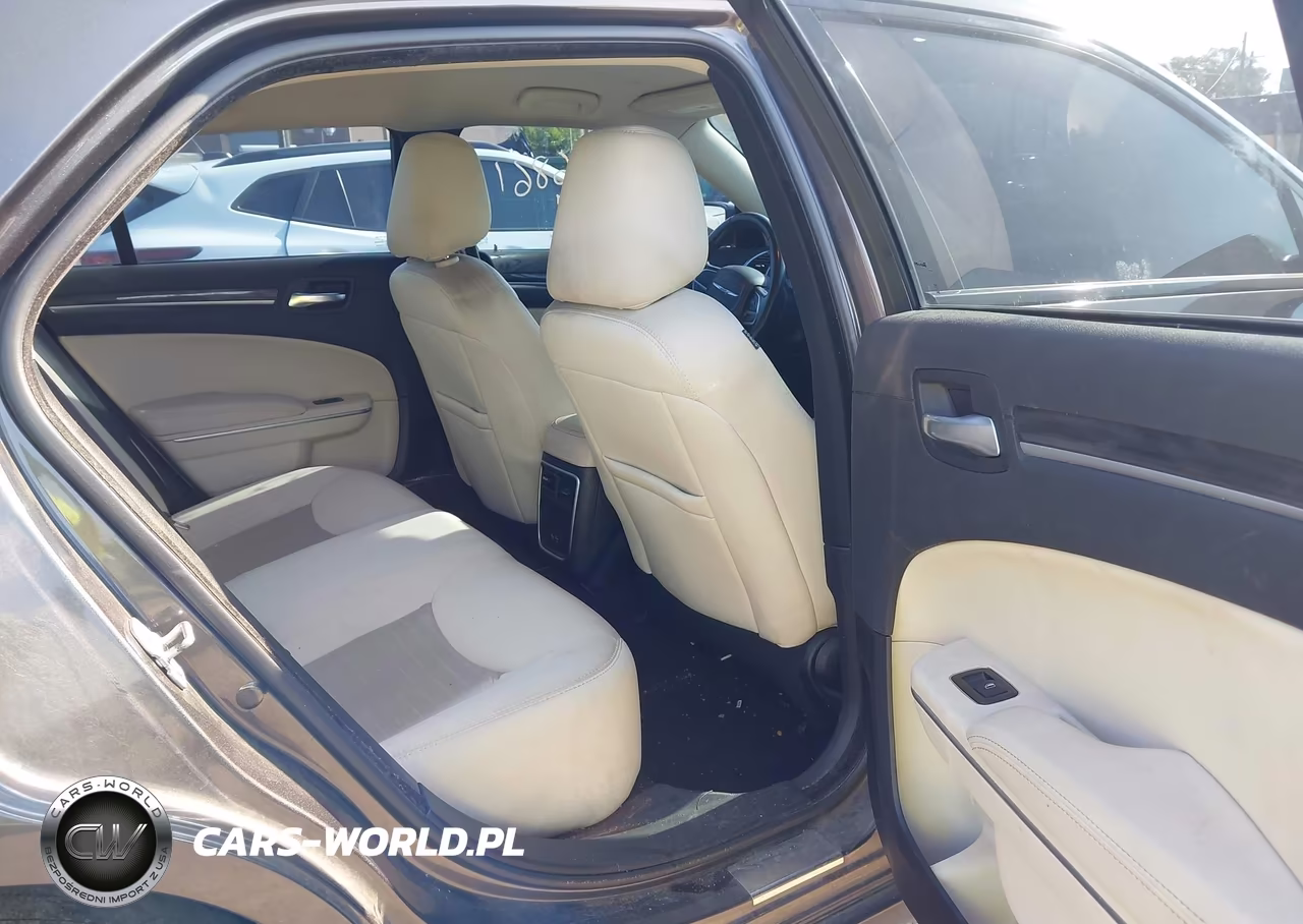 2022 Chrysler 300 Touring Awd VIN:2C3CCARGXNH127484 - 8