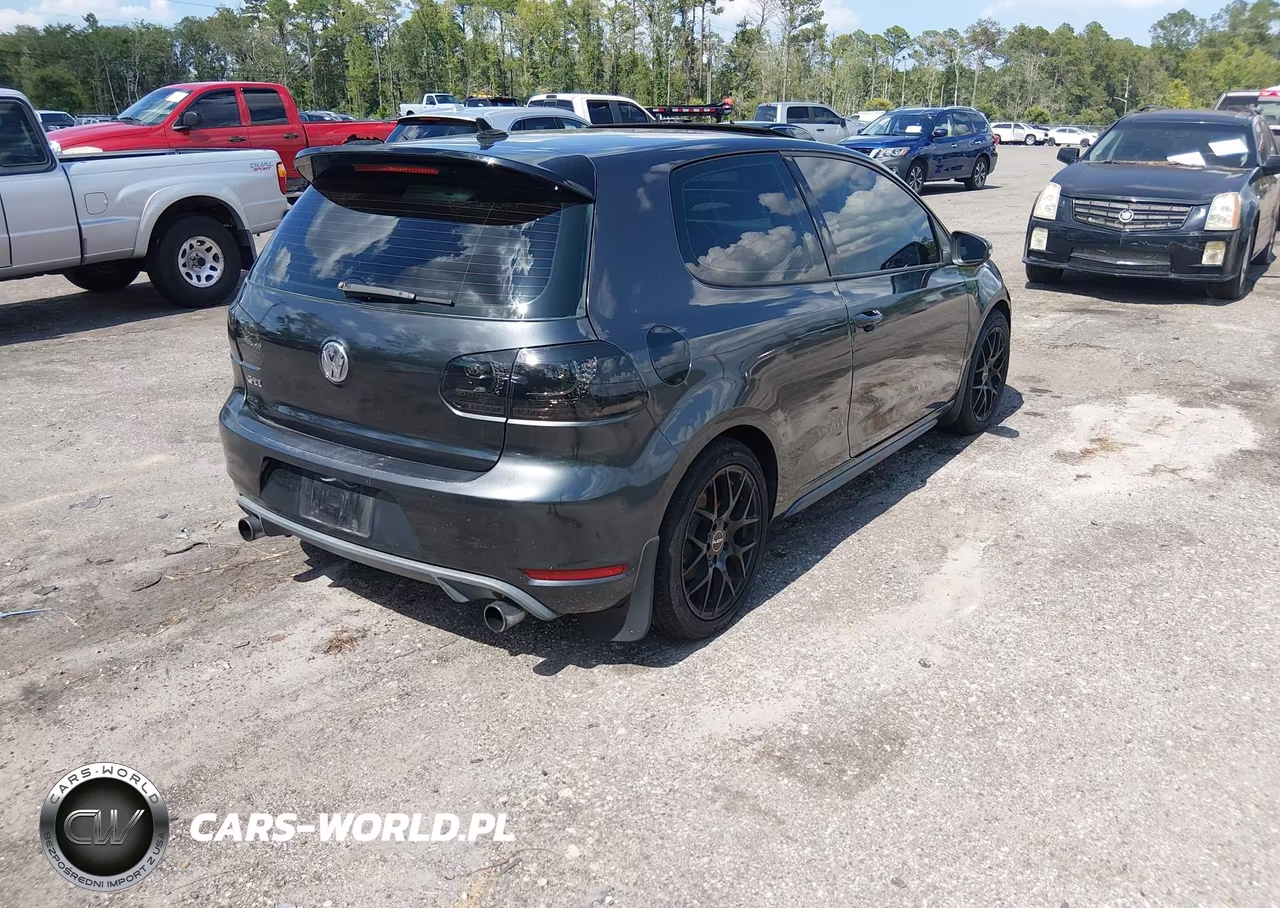 2011 Volkswagen Gti 2-Door VIN:WVWFD7AJXBW147778 - 4