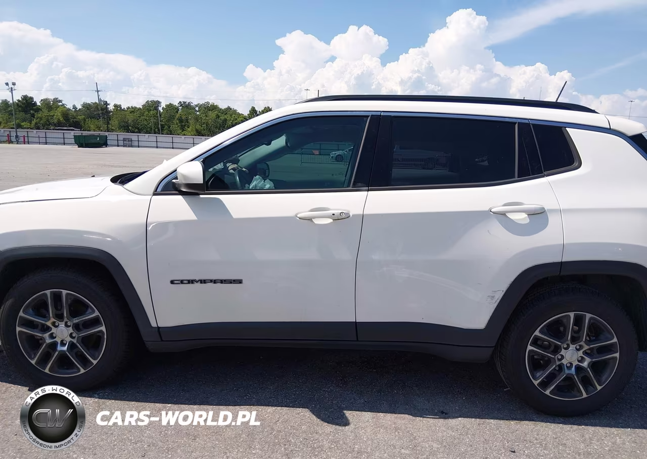 2019 Jeep Compass Sun And Wheel Fwd VIN:3C4NJCBB0KT655218 - 14