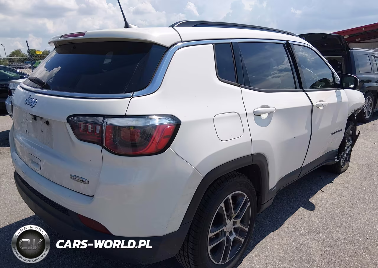 2019 Jeep Compass Sun And Wheel Fwd VIN:3C4NJCBB0KT655218 - 4