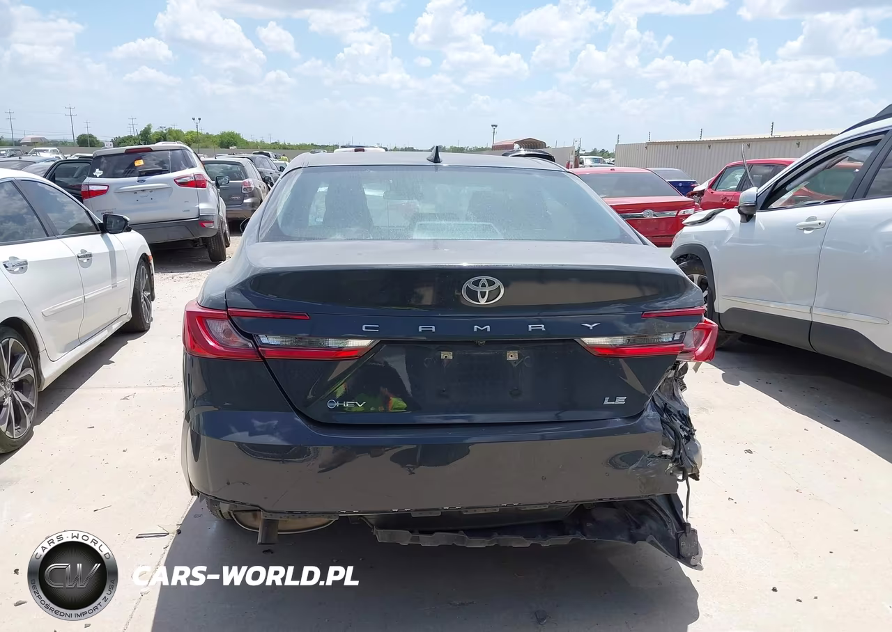2025 Toyota Camry Le VIN:4T1DAACK3SU094657 - 16