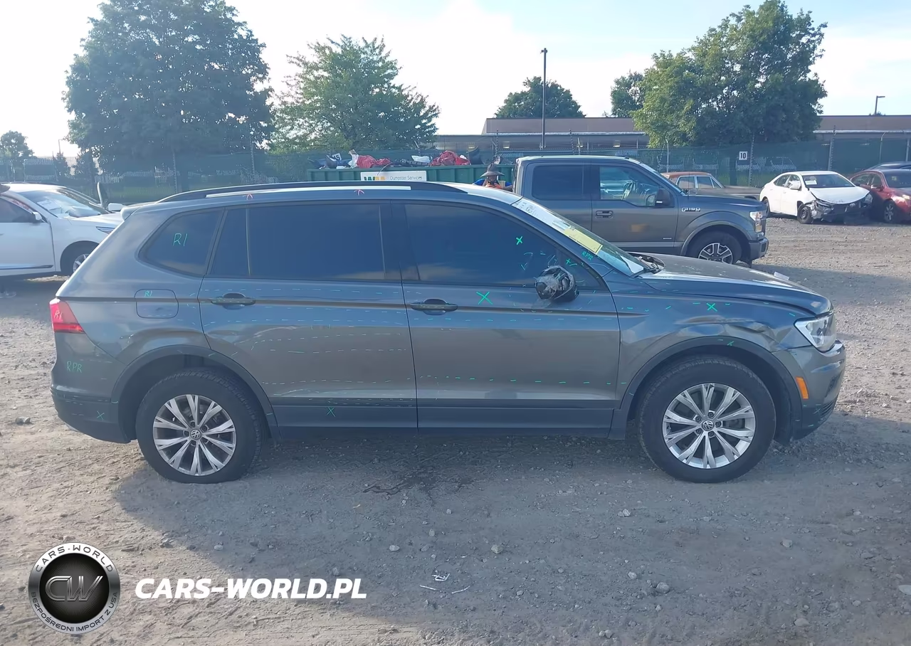 2018 Volkswagen Tiguan 2.0T S VIN:3VV0B7AXXJM065033 - 13